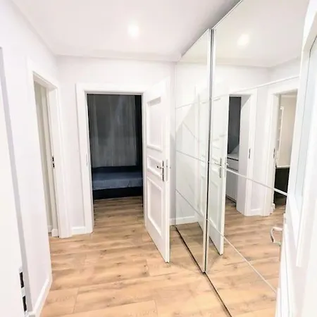 Appartement Cozy 2rm With 2xworkspace