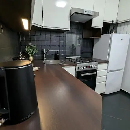 Cozy 2rm With 2xworkspace Daire Varşova