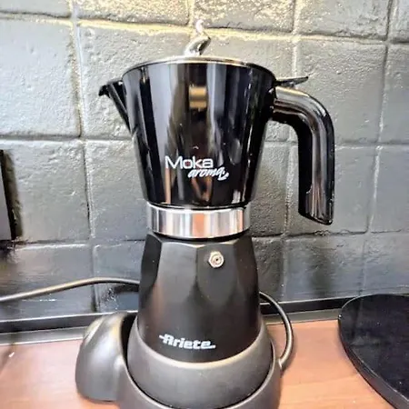 アパート Cozy 2rm With 2xworkspace